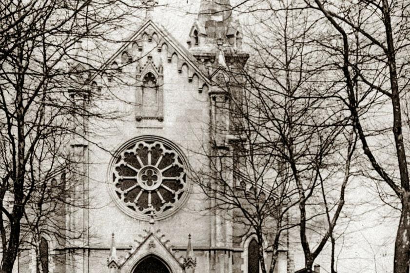 Vue de face de l’Église